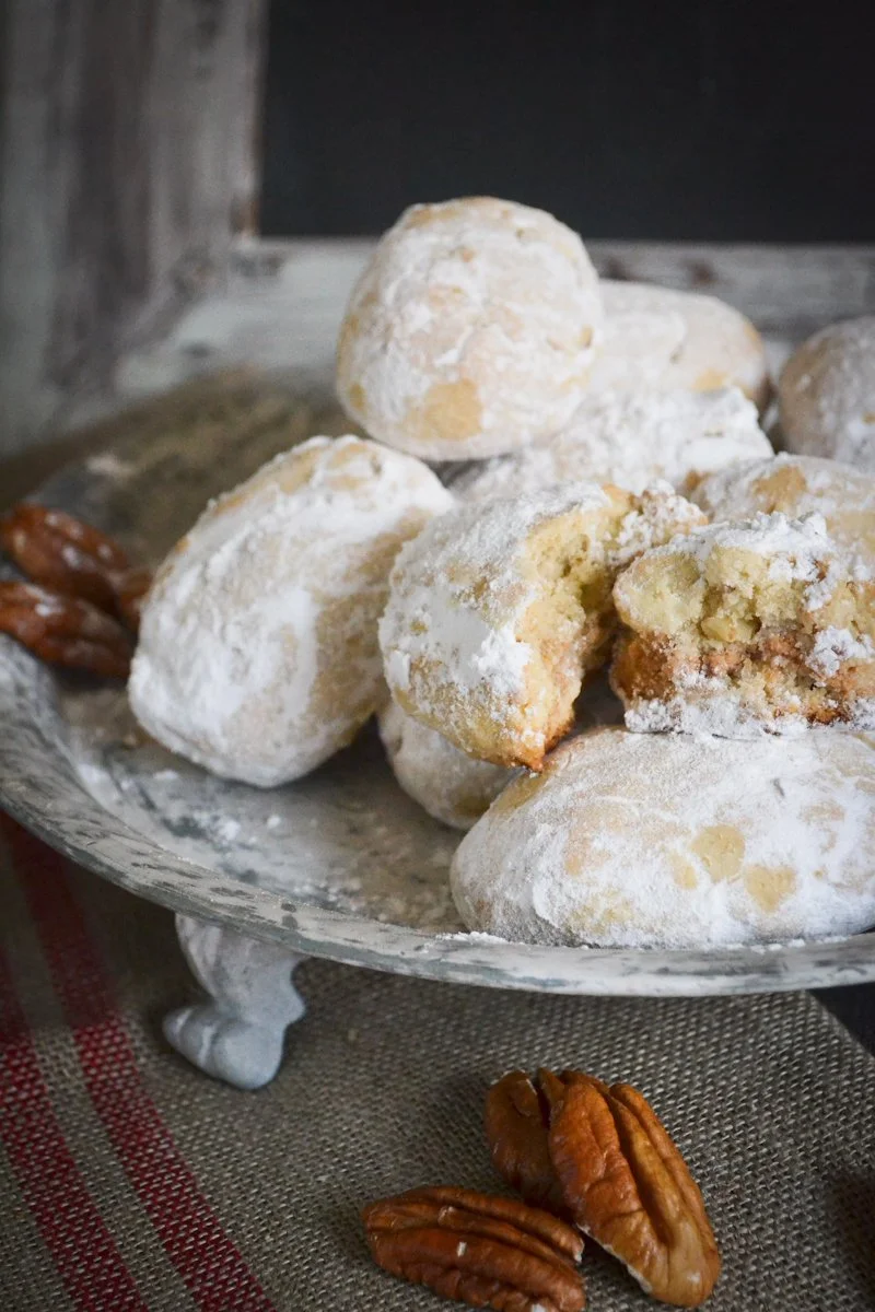 Greek Pecan Shortbread Cookies