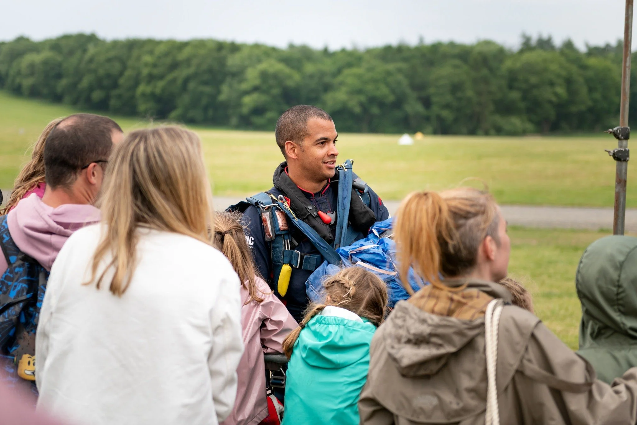 Live outdoor demo captured with controlled exposure and natural audience reactions.
Unpredictable light handled without losing atmosphere.

#EventCoverage
#LiveEventPhotography
#CorporateEventsUK