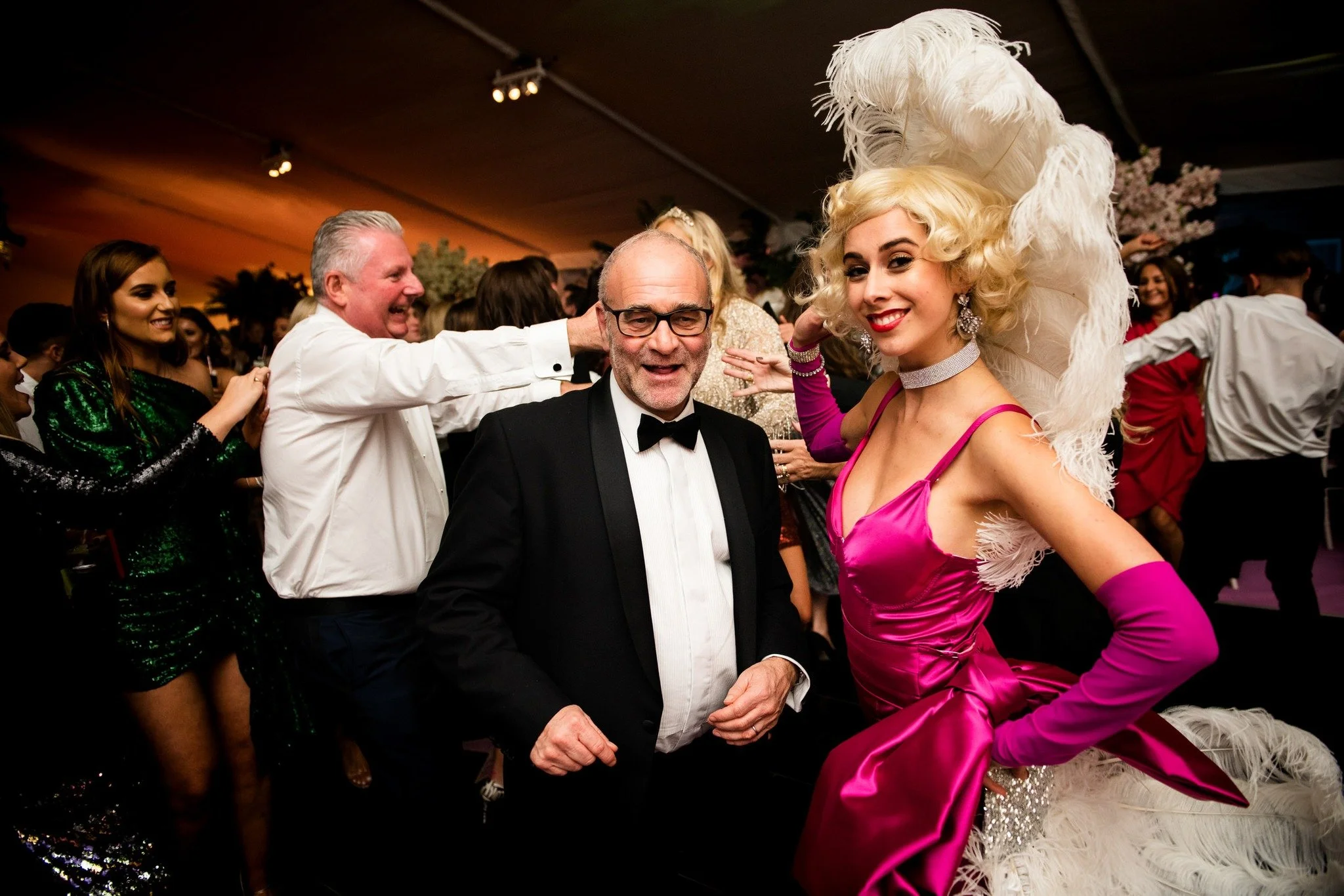 Entertainment coverage in low light, retaining both movement and clarity.
Atmosphere preserved without flattening the scene.

#CorporateEvents
#EventEntertainment
#UKEventPhotography