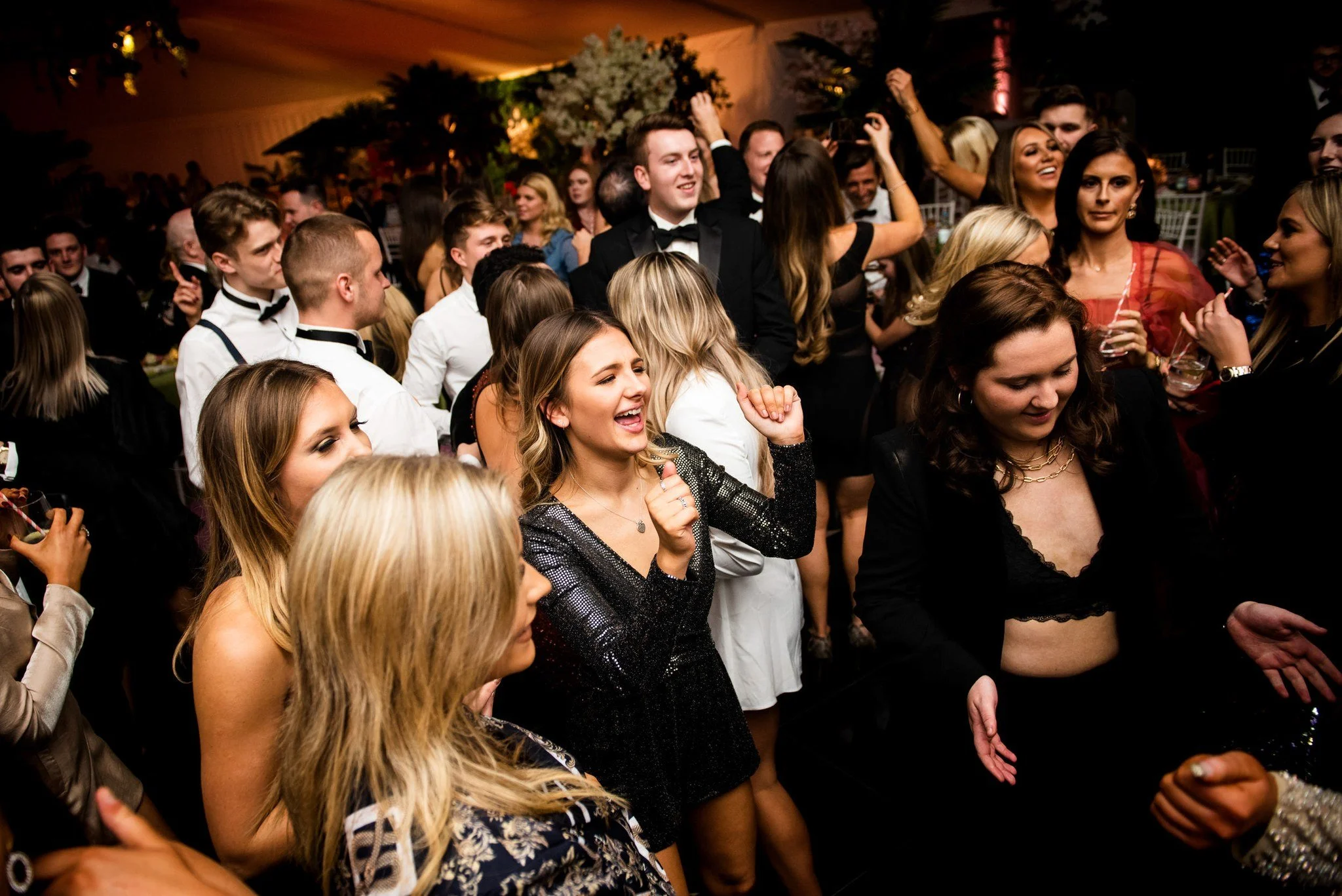 High-energy crowd captured with controlled flash and clean motion.
End-of-night moments documented without disrupting the floor.

#EventPhotography
#AwardsNightUK
#CorporateGala