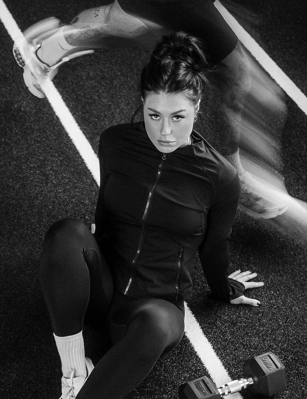 CEO Ines Schmid im Studio während einer Trainingseinheit – Athletik- und Krafttraining bei FORM-ID.