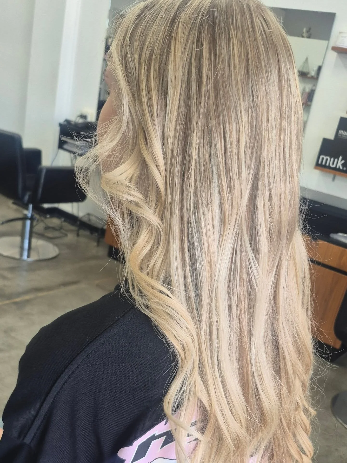 Your Hair Deserves a Full Treatment 💁&zwj;♀️

Our Bombshell Blonde package includes everything you need for a complete transformation : 

✨Full head foils or Balayage with M Plex Lightner 
✨Toner 
✨Luxury Treatment 
✨Cut &amp; Blowdry 

What is M- P