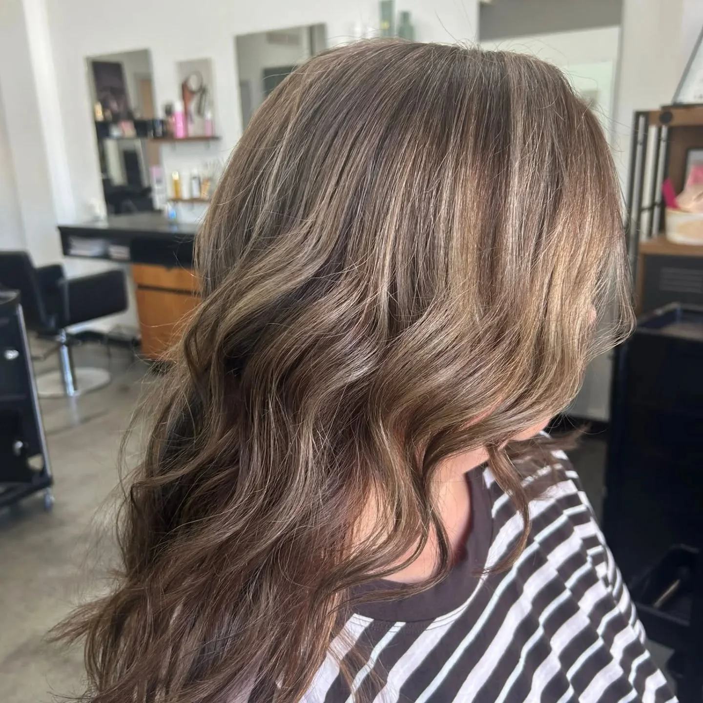 Erin Rocking her Bronde era 💥
Loving this Transformation ❤️

Feeling like a fresh vibe, this is your sign
Visit 🔗 in bio or 📞 9341 1396.
Limited spots left avaliable 

Hair created by Lisa

#bronde #transformation #autumnvibes
#newedge #newedgehai