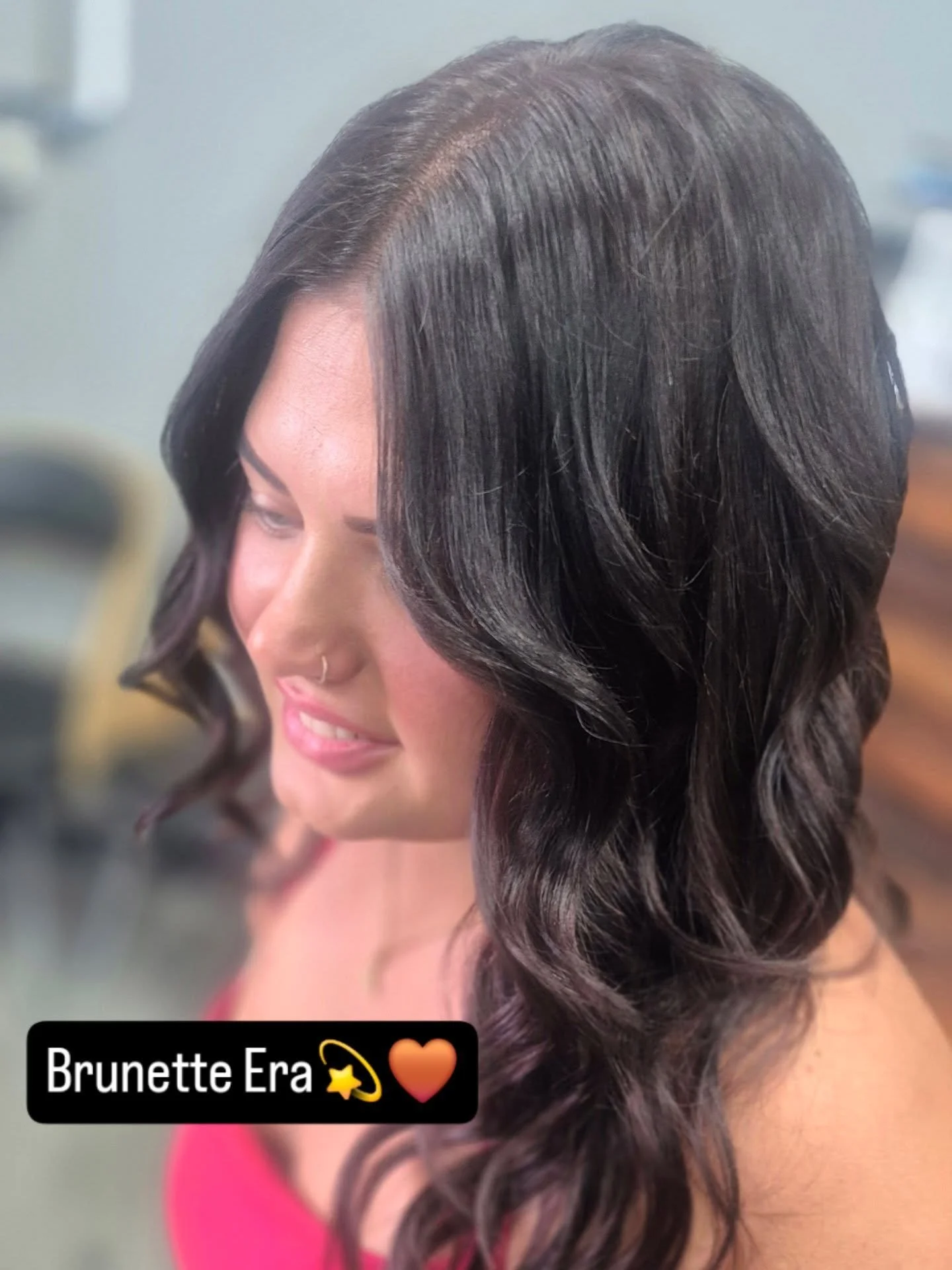 She said &ldquo;I think I want to go darker&hellip;&rdquo;
&hellip;so we did THIS 😮&zwj;🔥🤎
Goodbye blonde
Hello rich, glossy goddess energy ✨
Warning: brunettes like this turn heads everywhere 👀
📍 Who&rsquo;s next?
📍Book now, your hair will tha