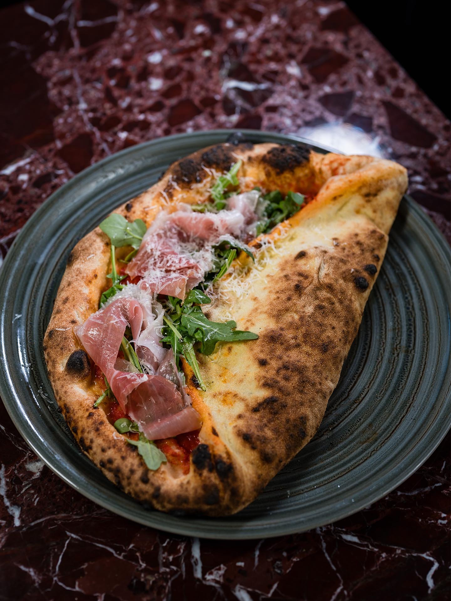 Pizza Calzone Alla Tavino
