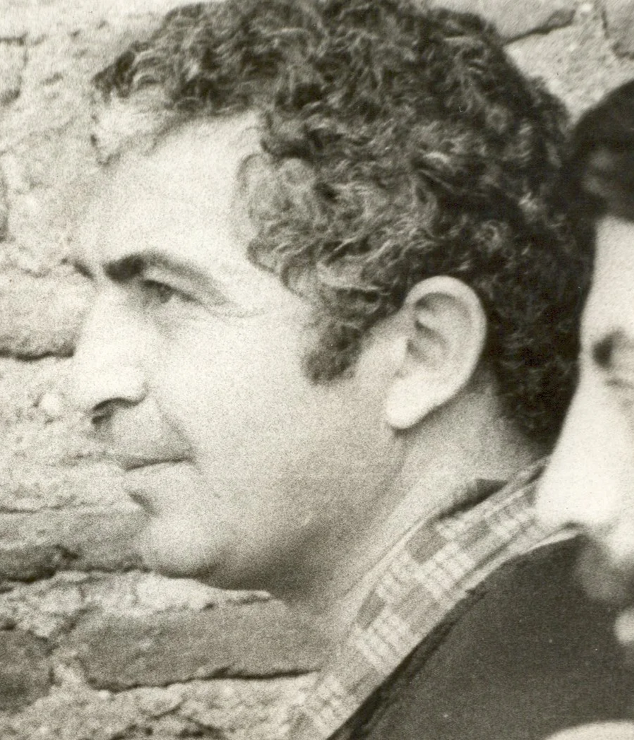 VAKHTANG (VATI) DAVITASHVILI