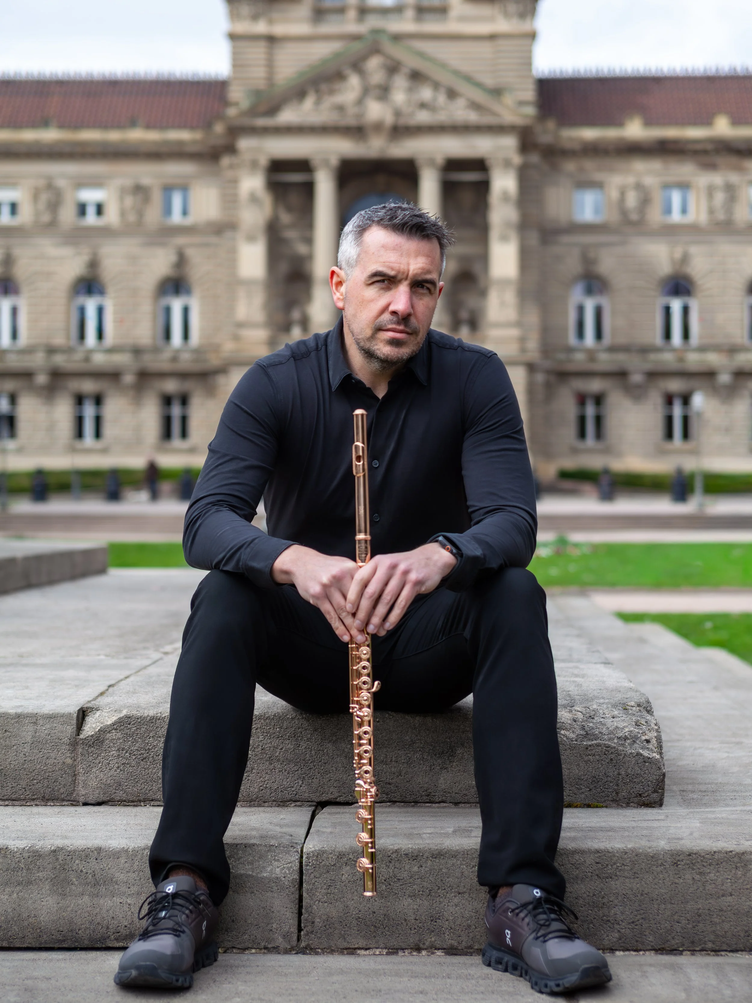 2026-03_Portraits_Gareth_Place de la Republique-8.jpg