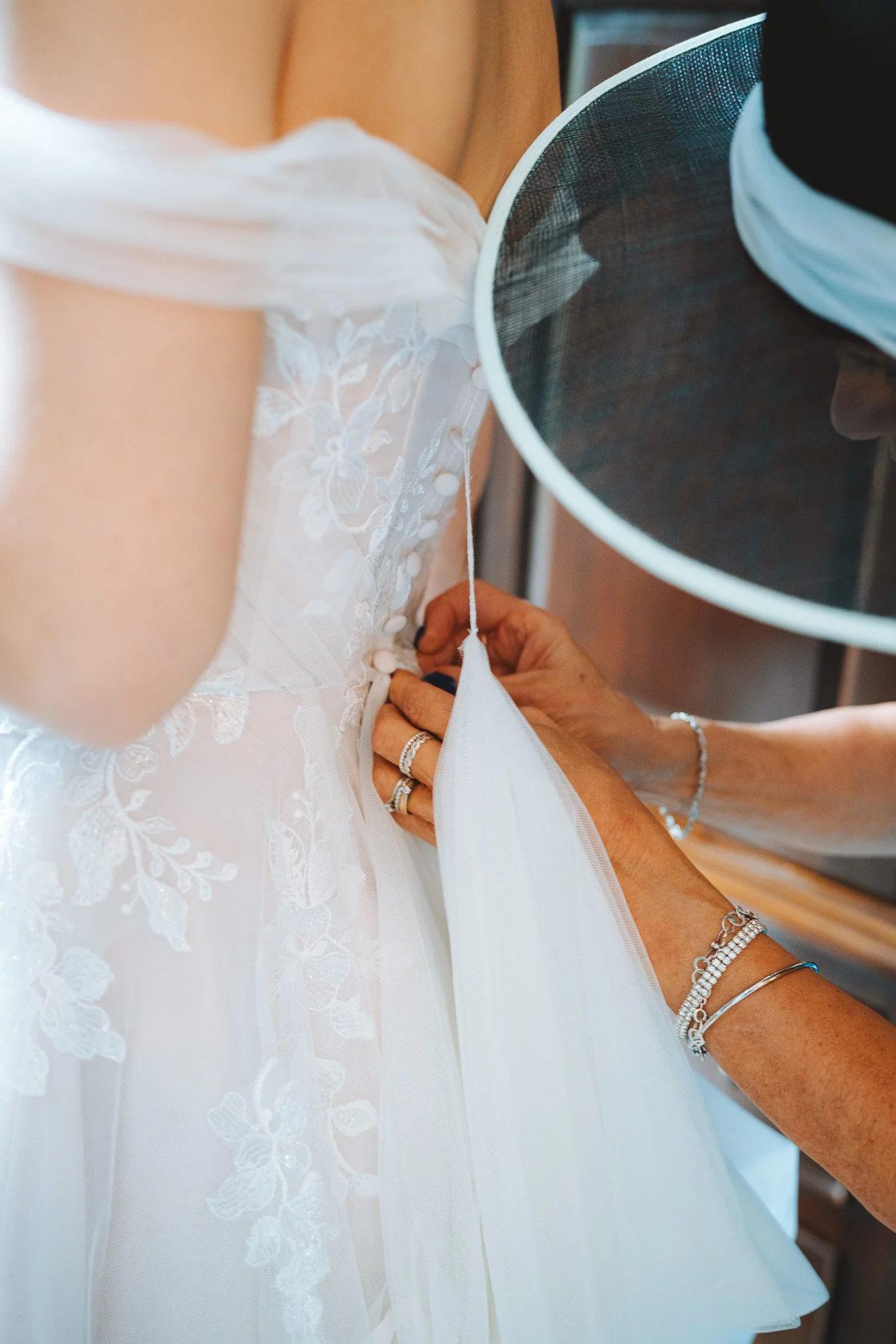 WEDDINGS-07.jpg