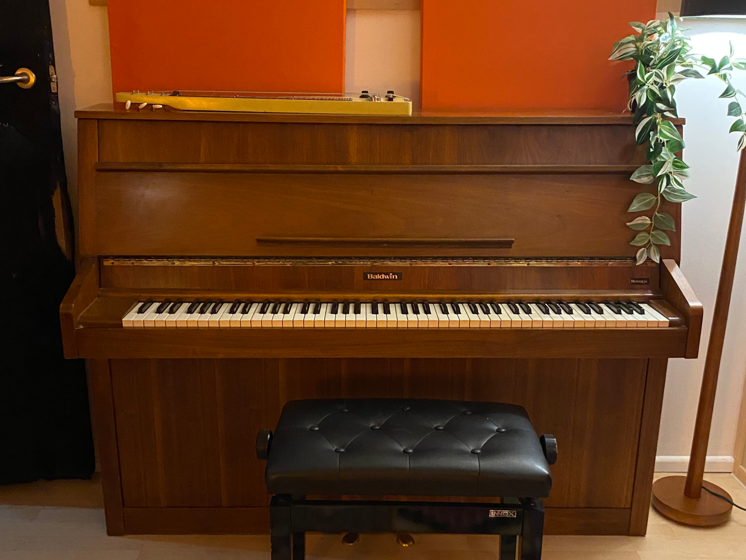 piano+straight.png