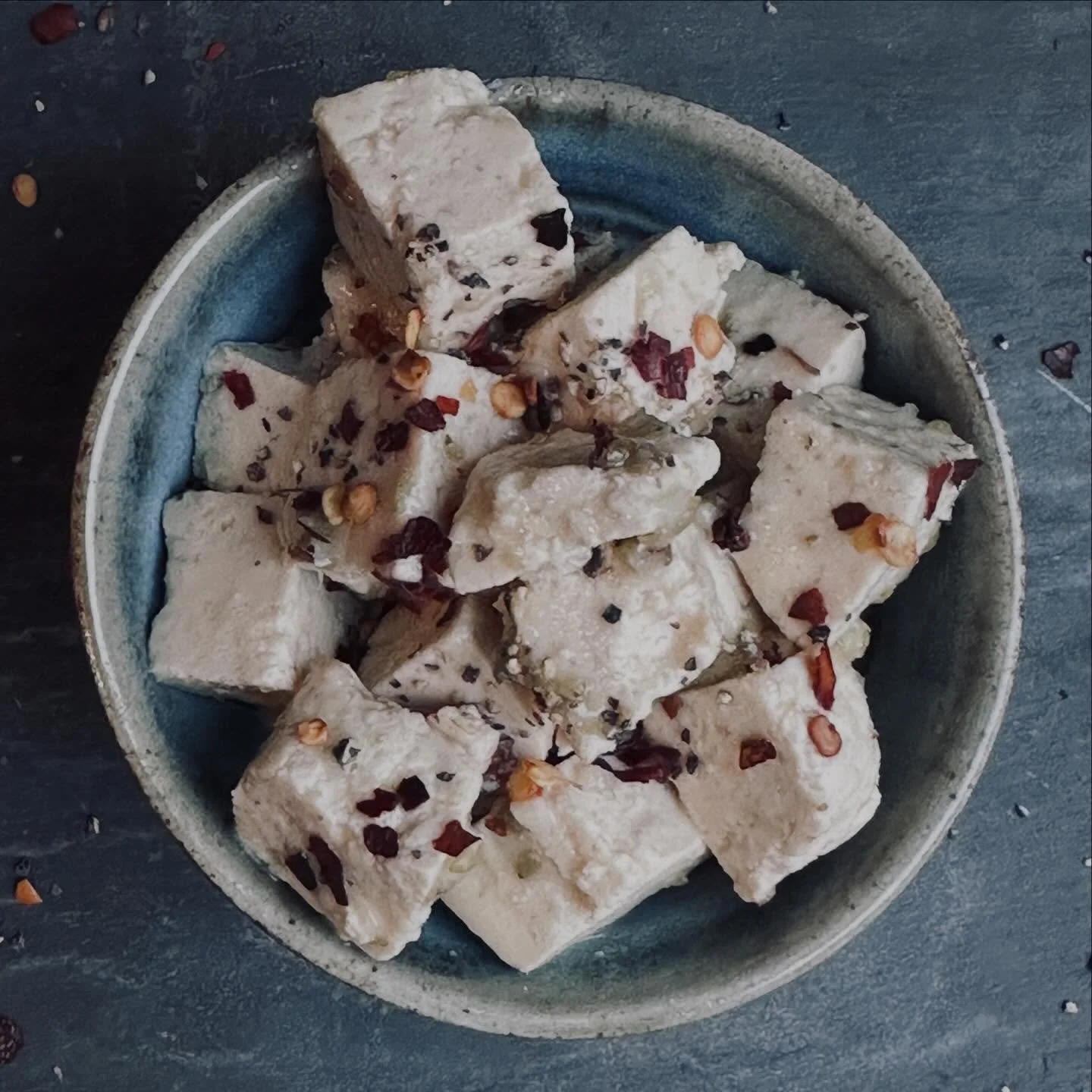 Meet the ch**se: F&Ecirc;TE &Agrave; GOGO

Day one of introducing the MooL&agrave;L&agrave; ch**se gang.

This one&rsquo;s F&ecirc;te &agrave; Gogo.
Our zingy, tangy little troublemaker. Bright lemony sharpness, garlicky depth and loads of herby good