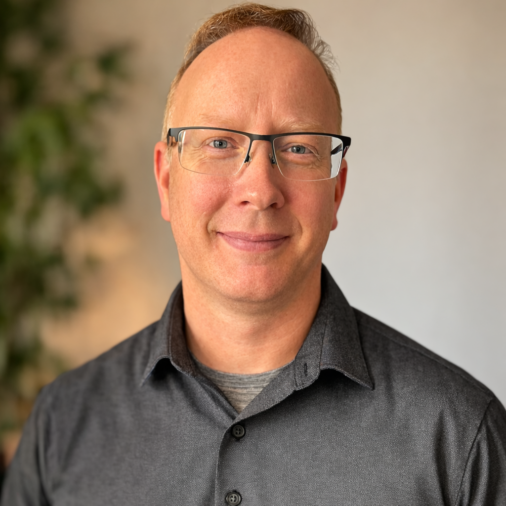 Chris Eldridge, LPCC, Online Counseling, Gracewoven Counseling