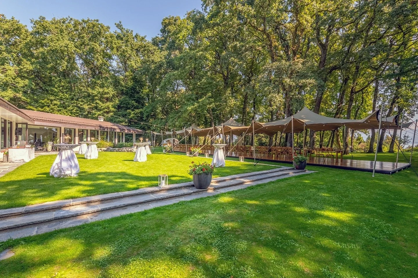 📌#1LIEU1PHOTO 📷 
&bull; Parce que le m&eacute;tier de photographe am&egrave;ne &agrave; d&eacute;couvrir chaque jour de nouveaux lieux...
Retrouvez chaque lundi en photo un lieu o&ugrave; organiser vos &eacute;v&eacute;nements d'entreprise : s&eacu