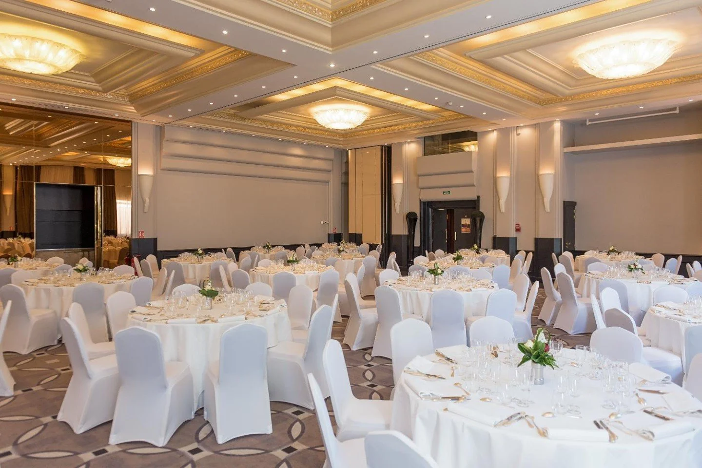 📌#1LIEU1PHOTO 📷 
&bull; Parce que le m&eacute;tier de photographe am&egrave;ne &agrave; d&eacute;couvrir chaque jour de nouveaux lieux...
Retrouvez chaque lundi en photo un lieu o&ugrave; organiser vos &eacute;v&eacute;nements d'entreprise : s&eacu