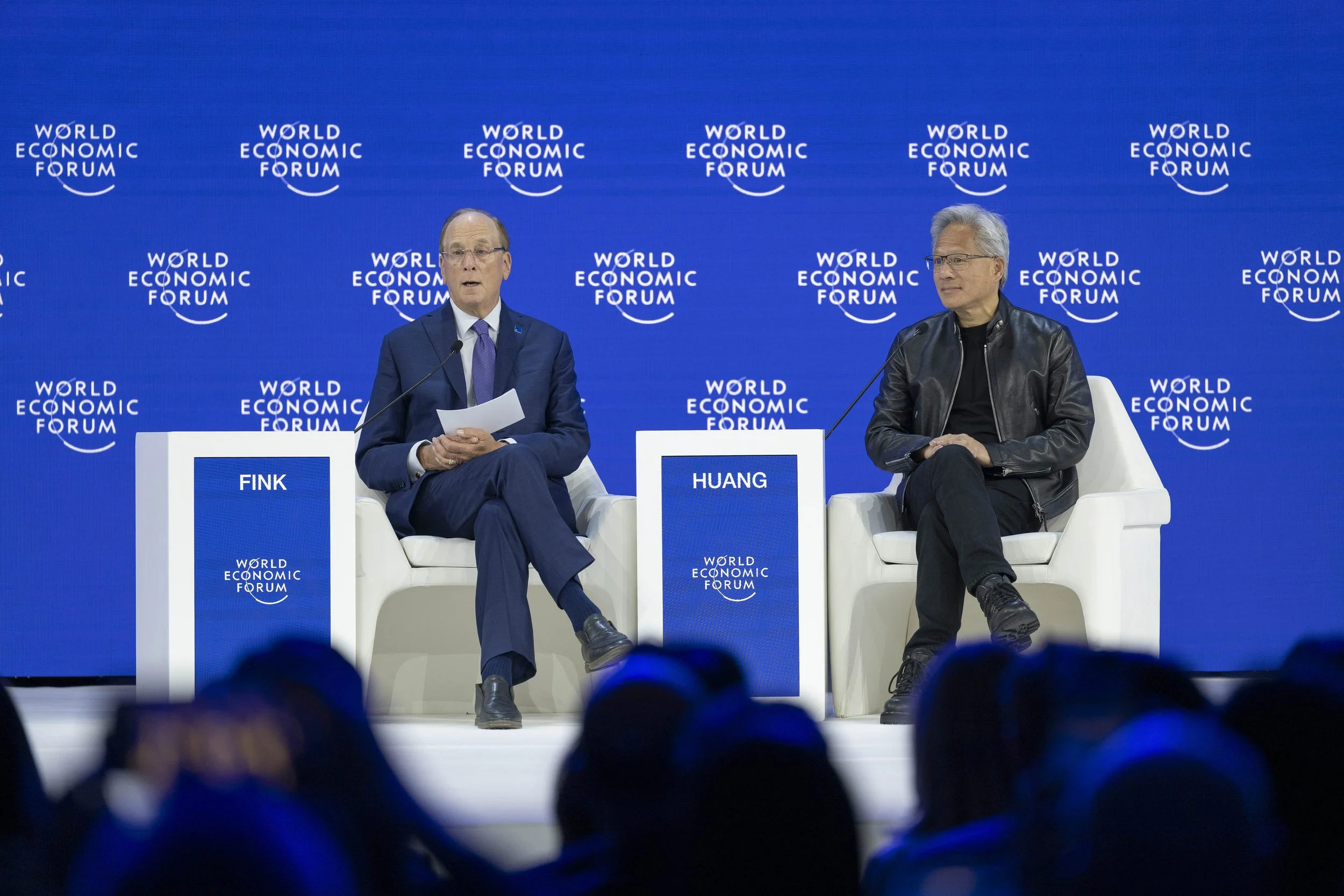 AM260121_conversation huang_©WEF_TBouvier_ 00002.jpg