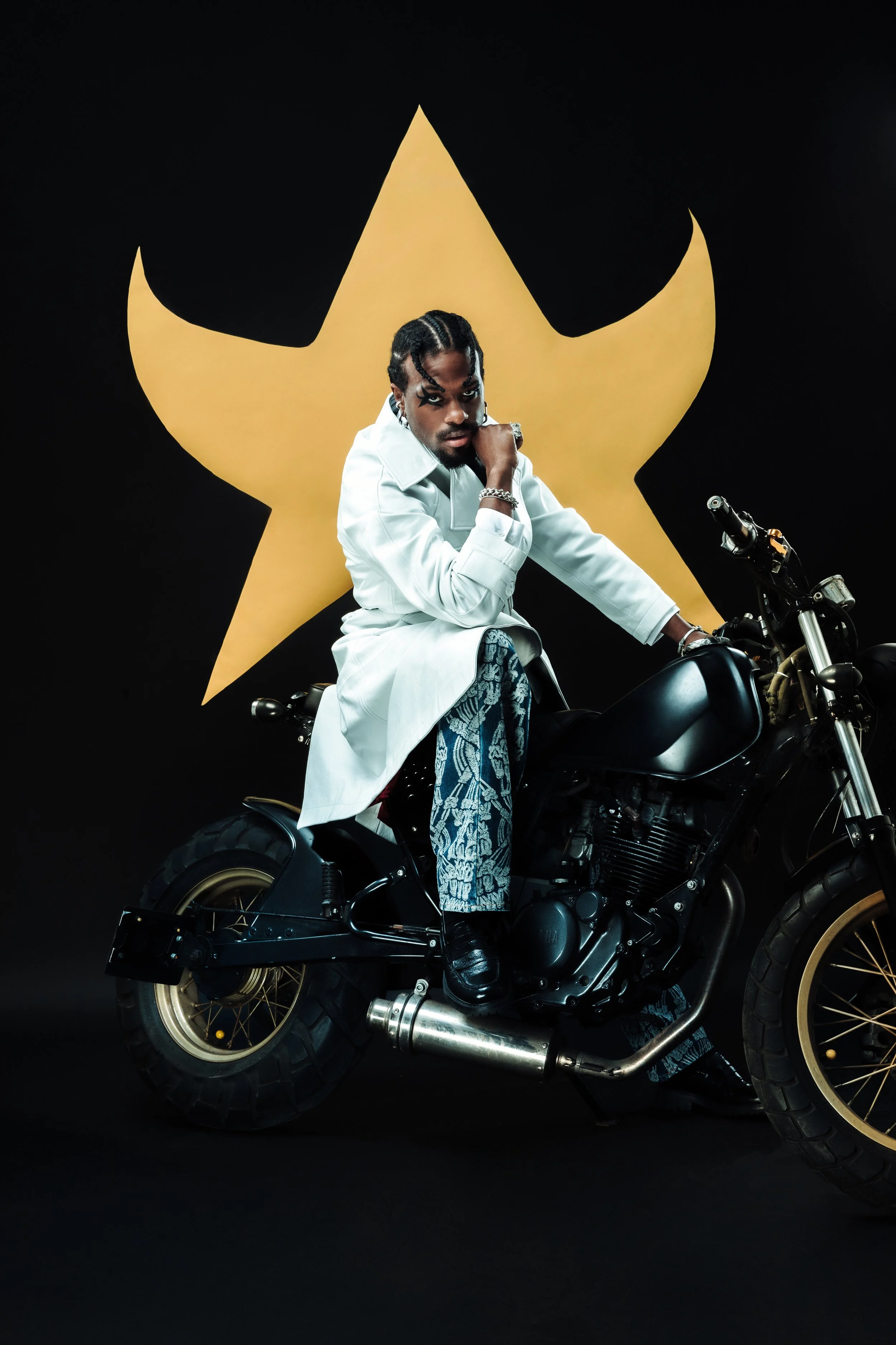 26 Duckwrth x Deeds_Peter O_Sullivan.jpg