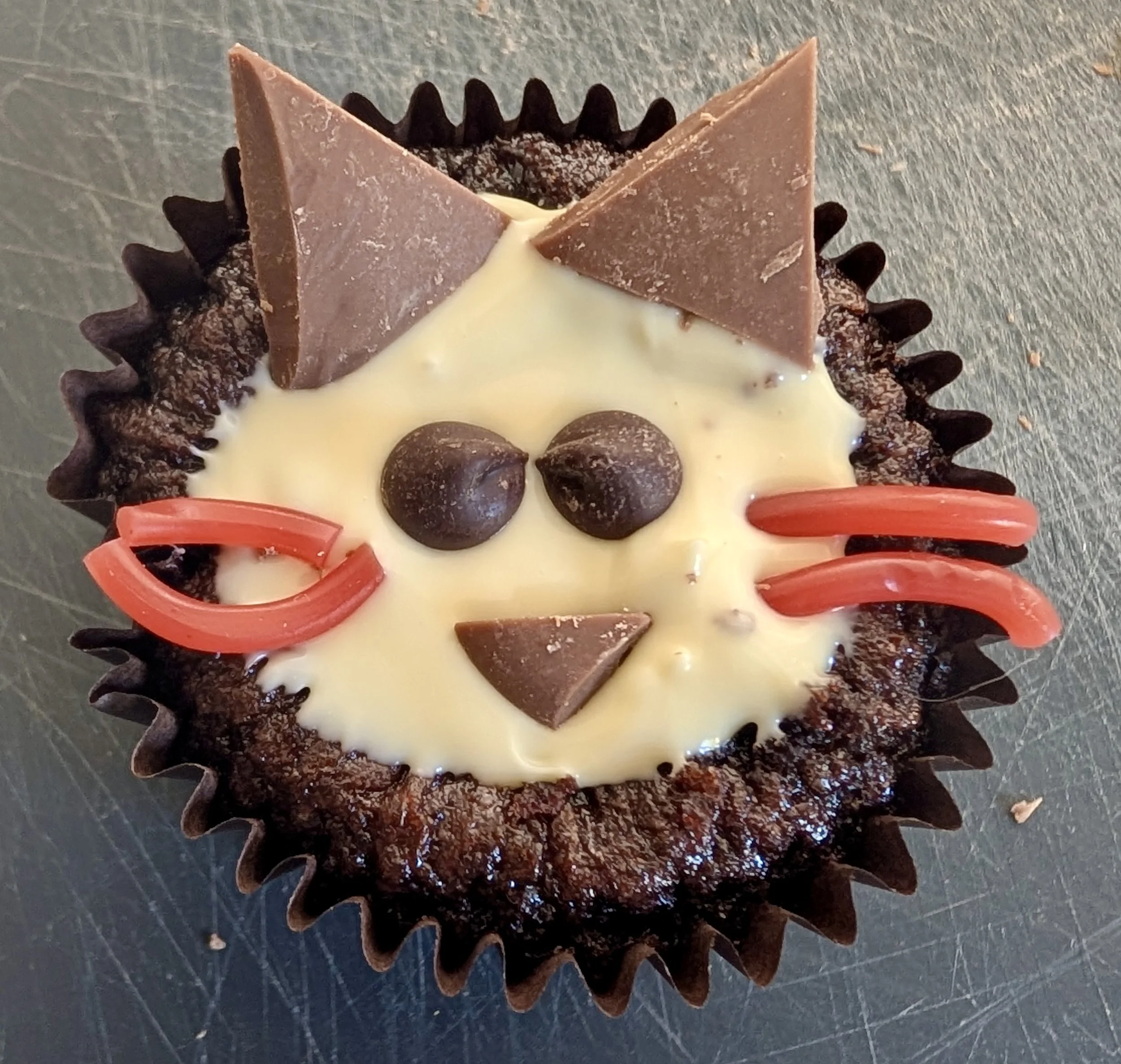 Gluten Free Karamel Kitten Cupcakes x4