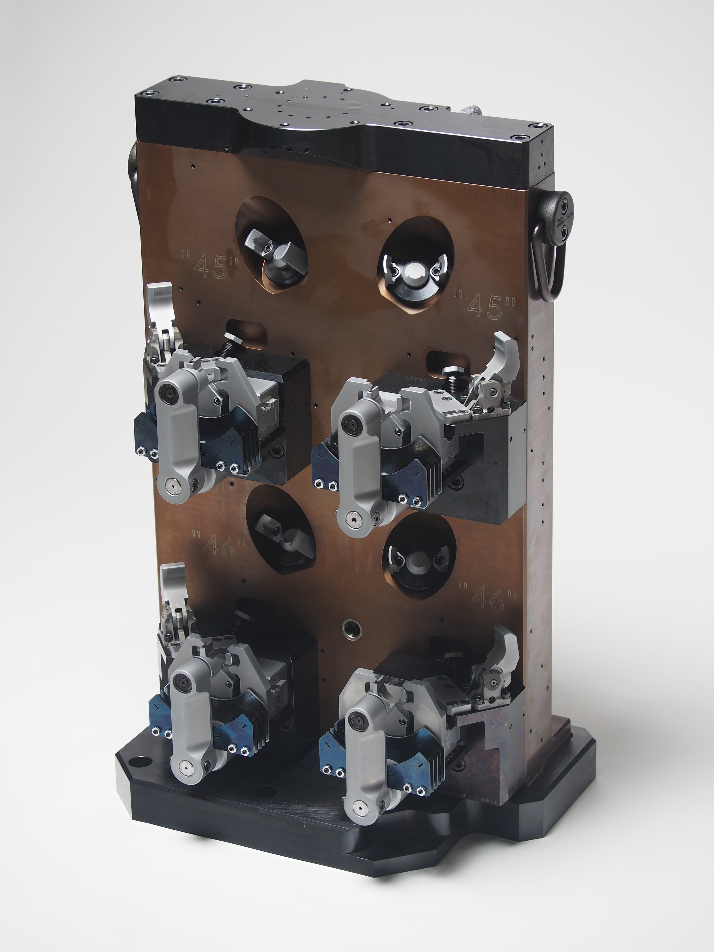 Hydraulic Fixturing for Horizontal CNC Mills
