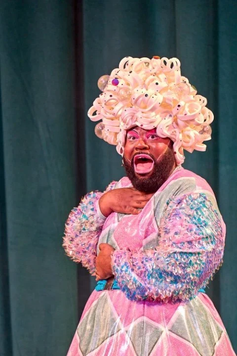 Emmanuel-Akwafo-Widow-Twerkey-Aladdin-Lyric-Hammersmith-Photo-credit-Manuel-Harlan-074.jpg