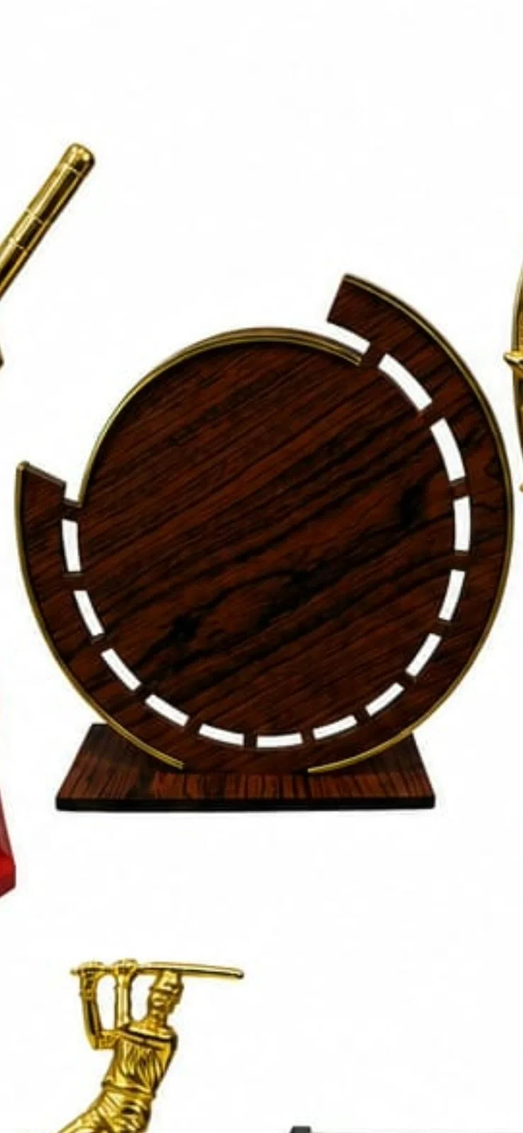 round trophy.jpeg