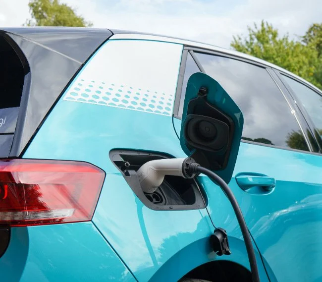 Driving an electric vehicle in France