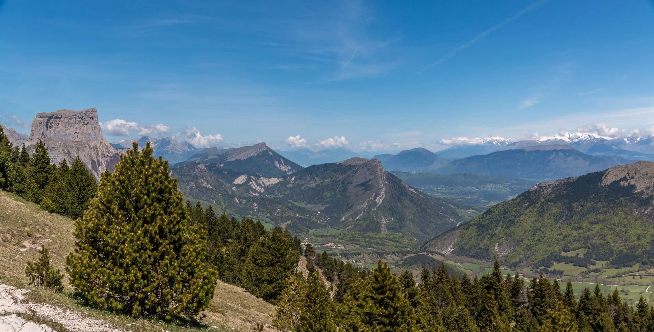 easy guided walking holiday france.jpg