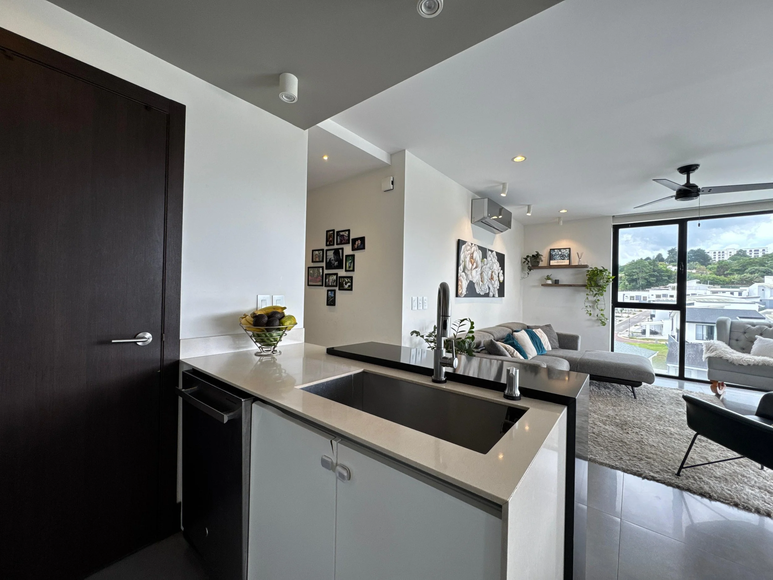 VENTA APART GUALLABOS