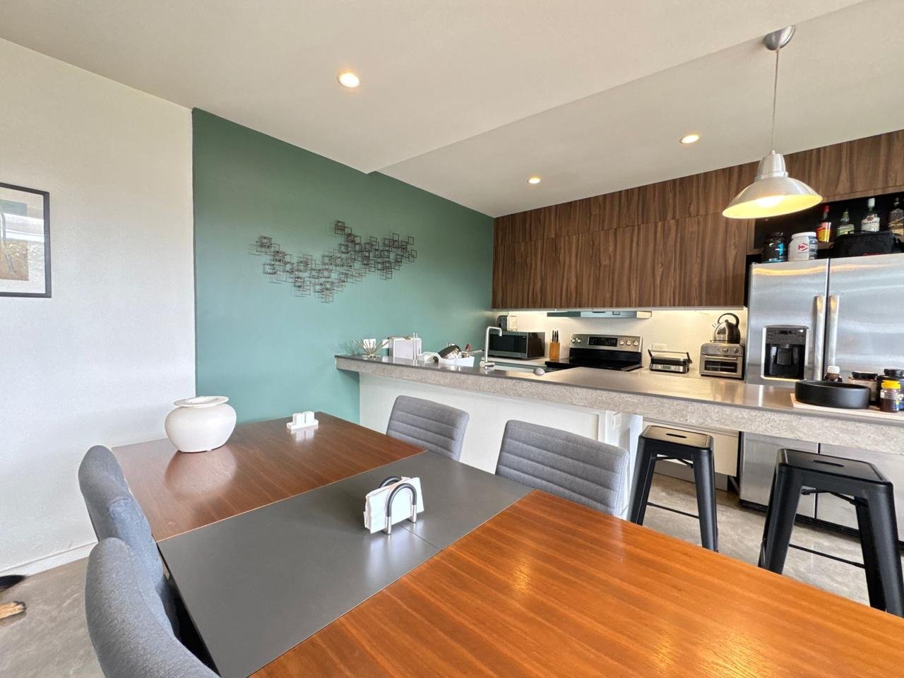 VENTA LOCAL Y APART EN HATILLOS