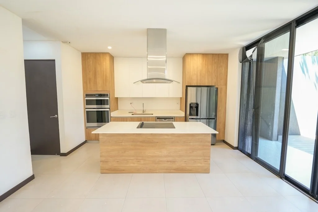 ALQUILER CASA RIO ORO