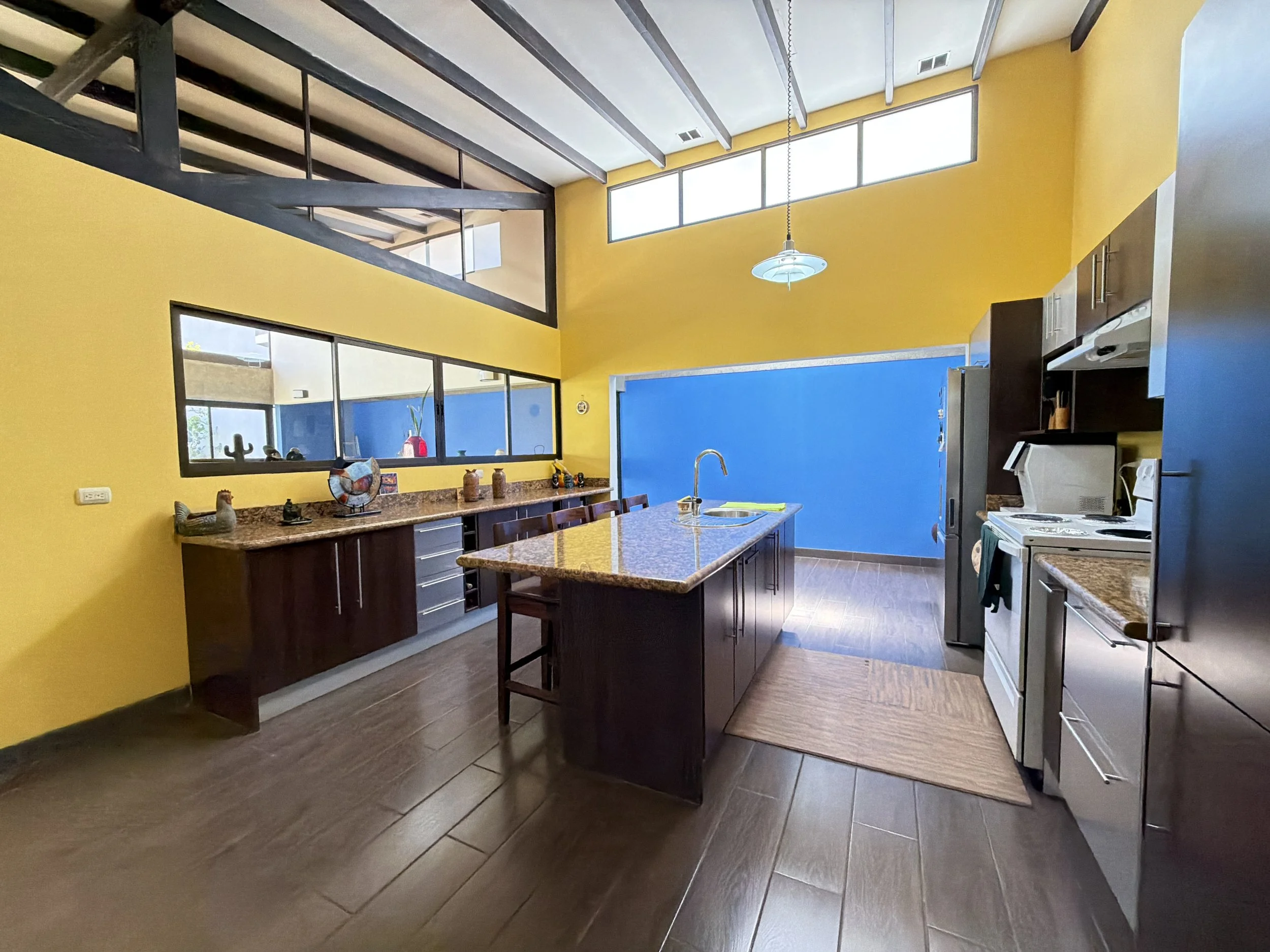 VENTA CASA SAN JOAQUIN