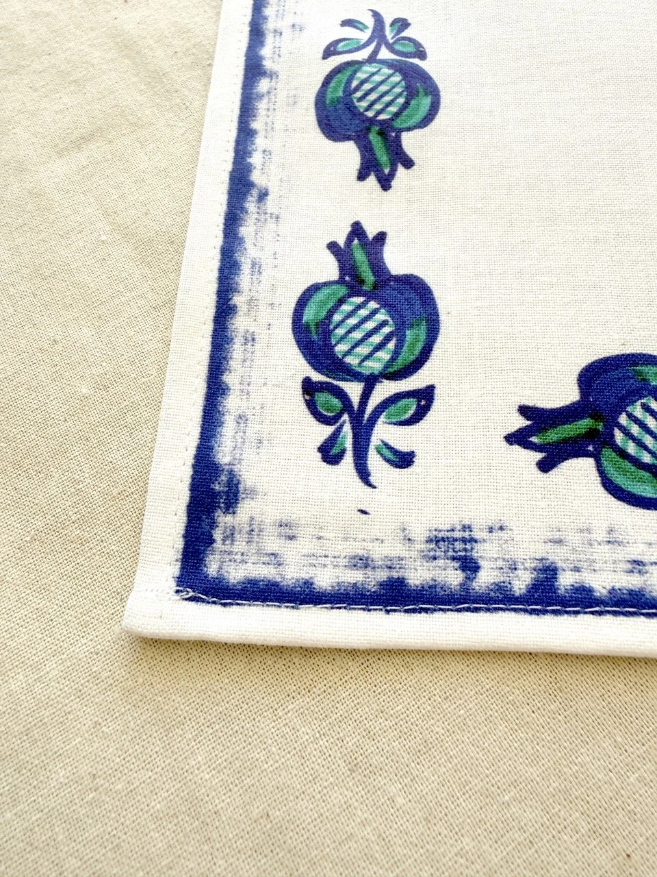 Alotur teatowel closeup 003 Large.jpeg