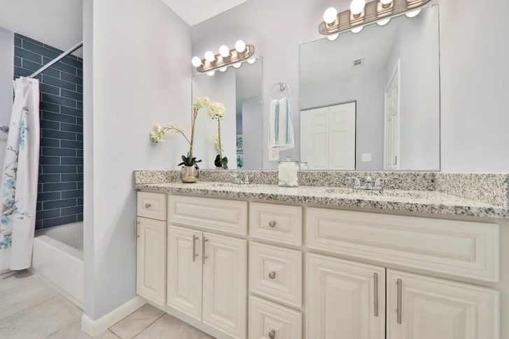 white_kitchen_7.png