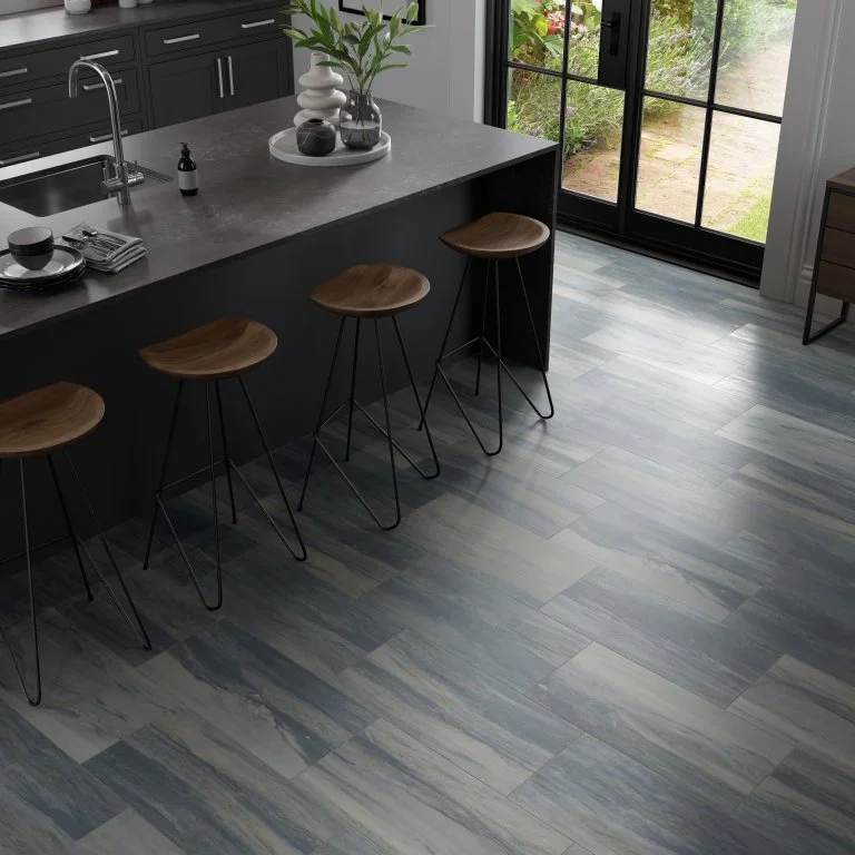 kudos_indigo_f23kudoin1224m_roomscene_01_medium.jpg