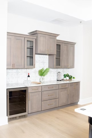 greige_kitchen_1.png