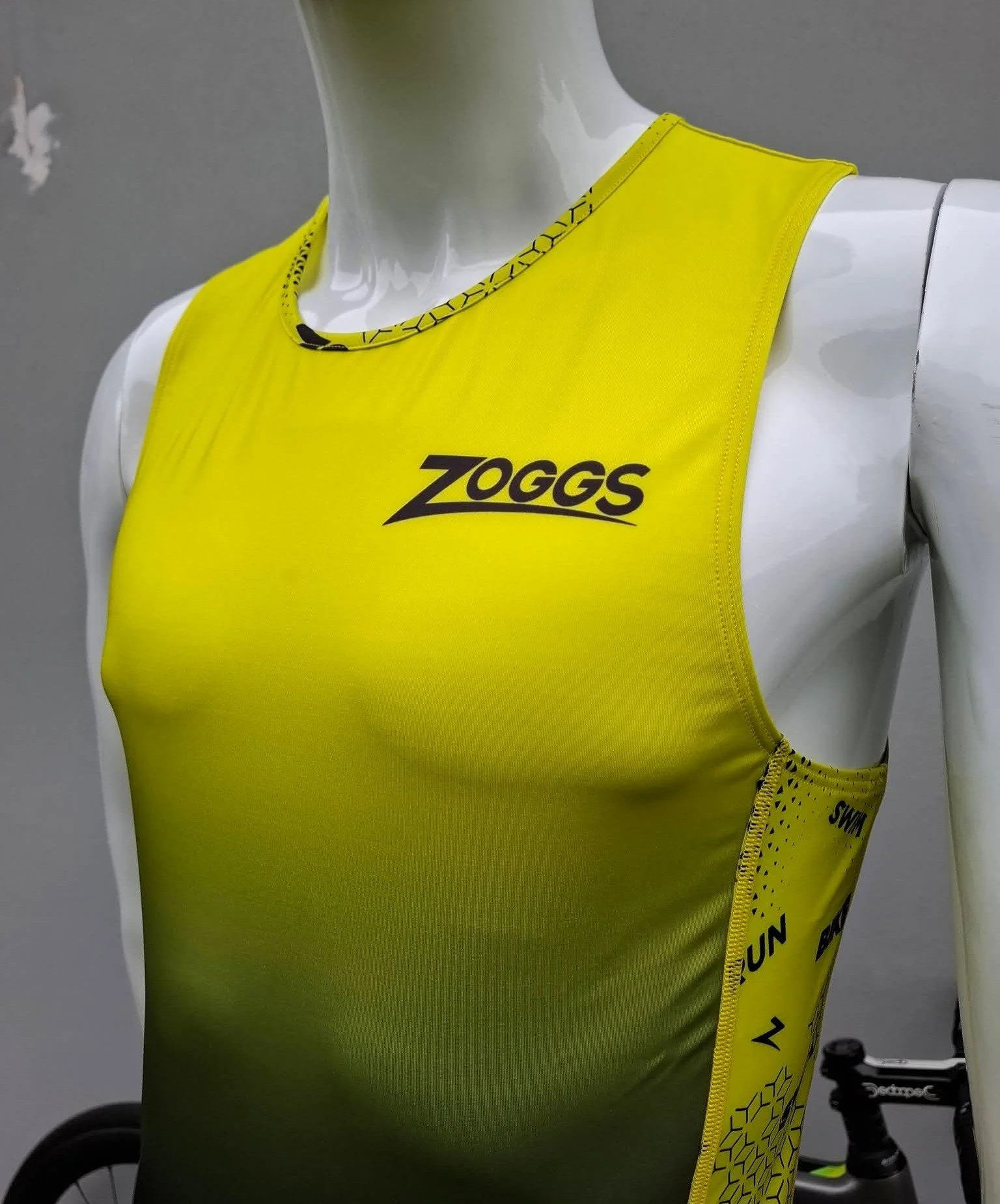 Zoggs Pred tour Tri suit.jfif