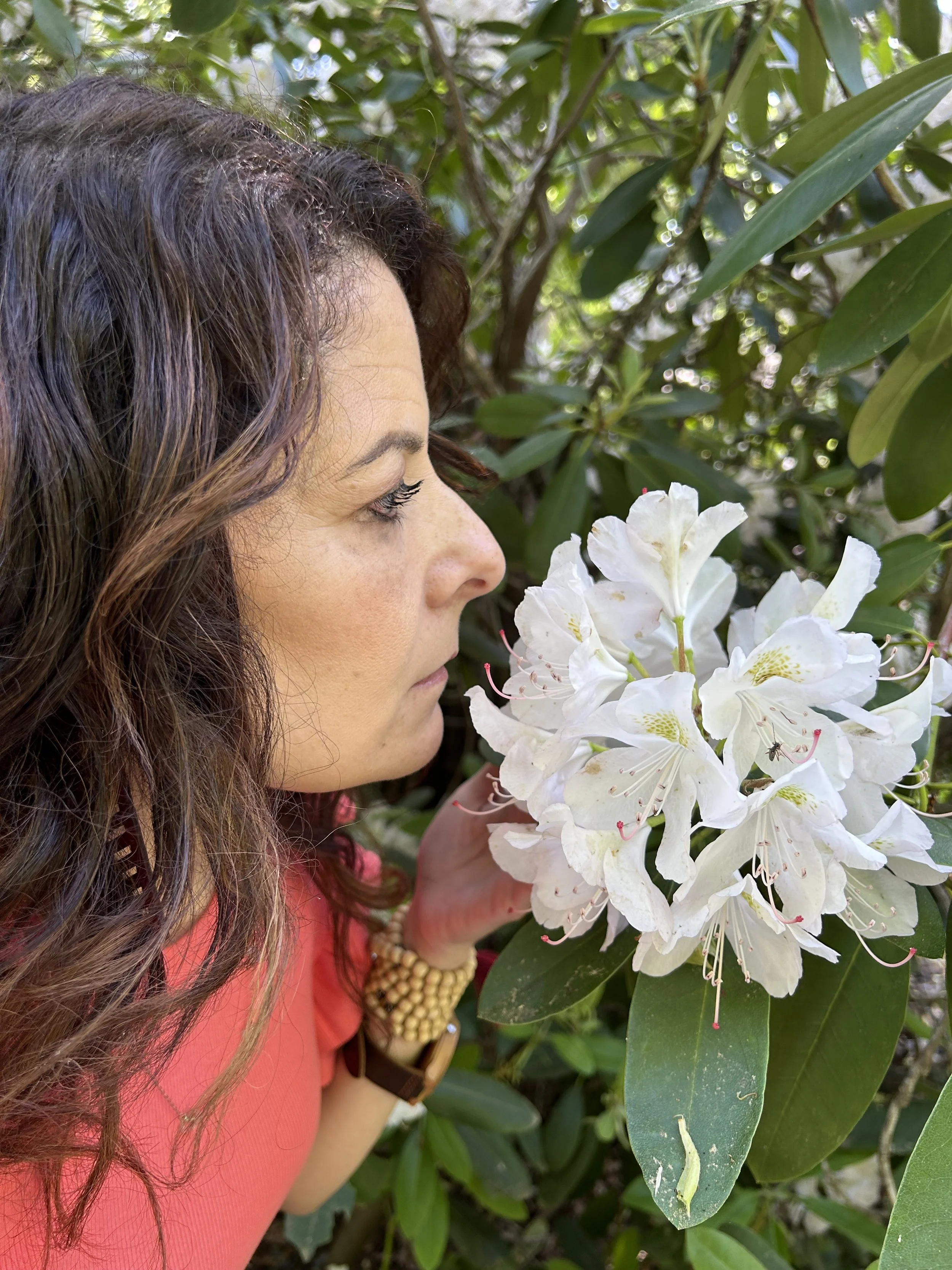 smelling white fl.jpeg