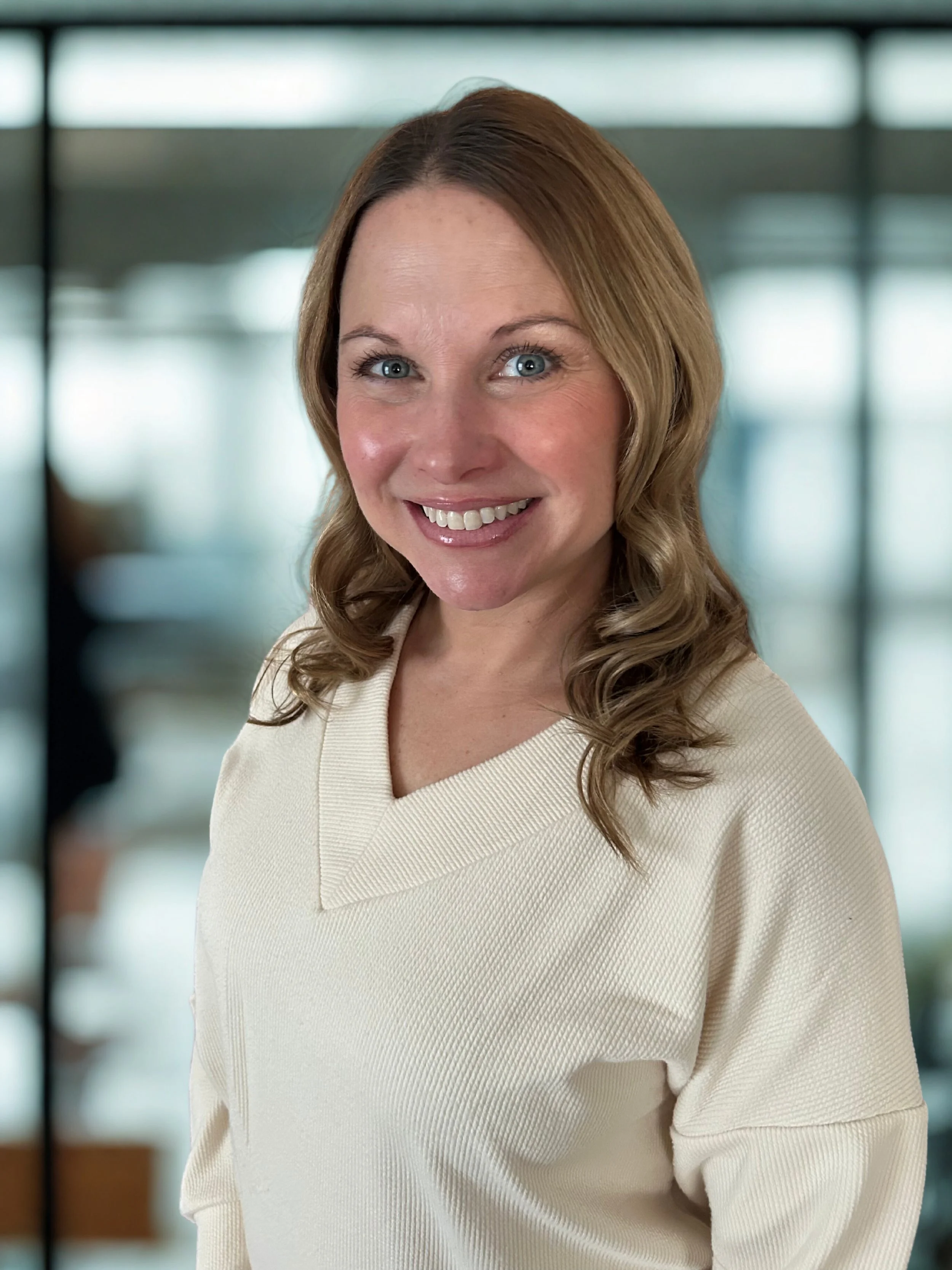 Photo of Skokie chiropractor Dr. Lisa Milosavljevic