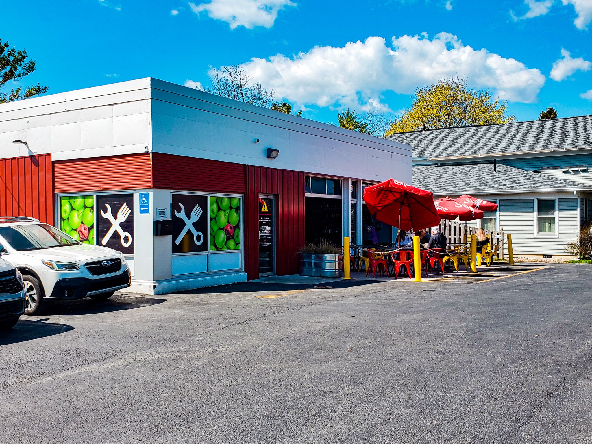 Bad Apple Garage restaurant building Watertown NY.jpg