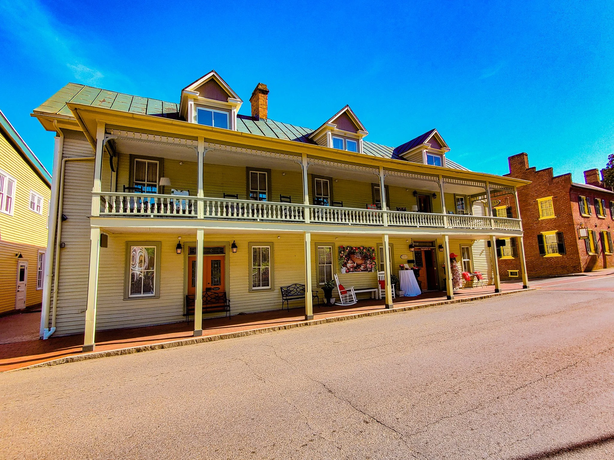 Eureka Inn