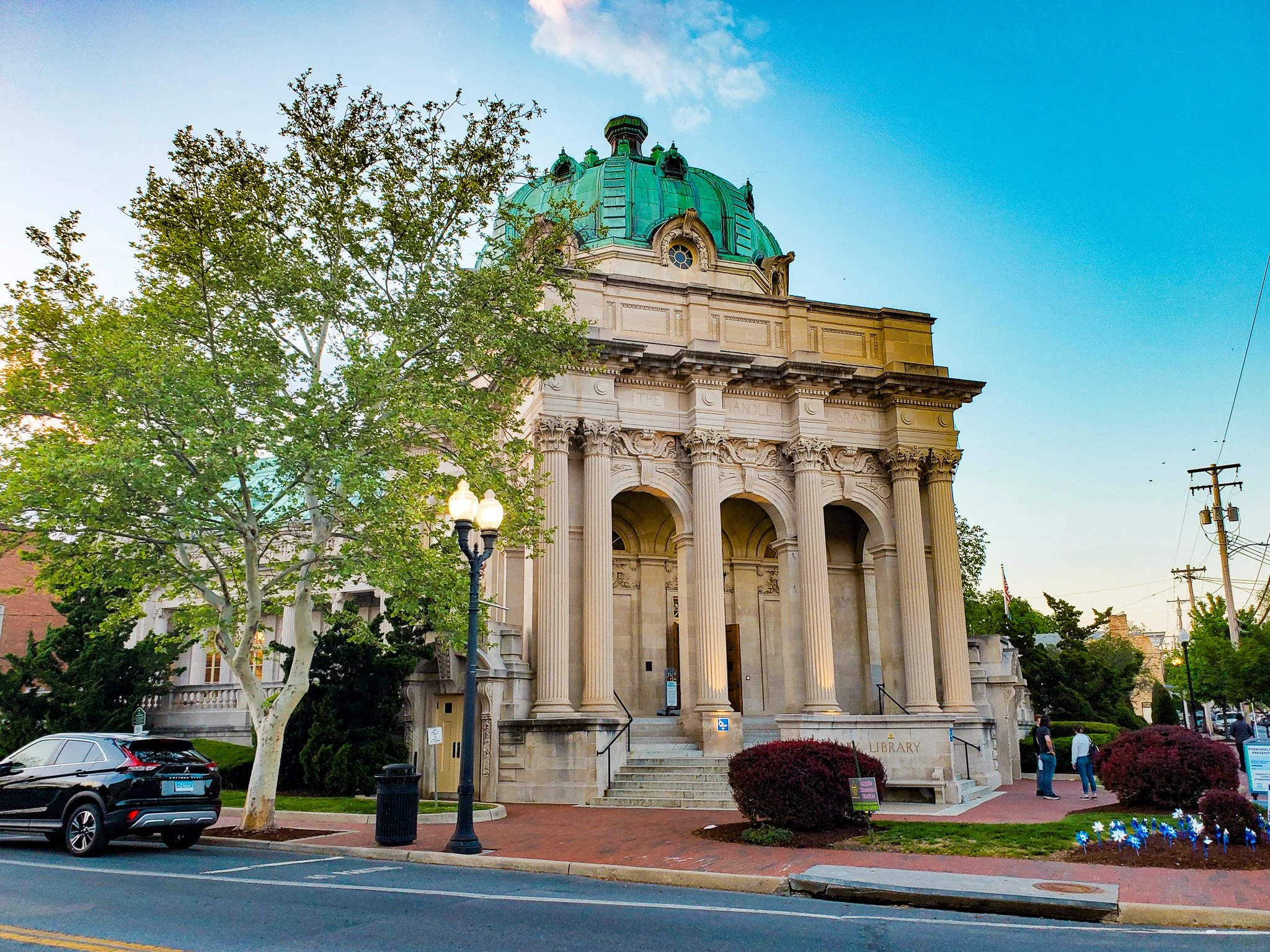 Handley Public Library 1913 Winchester VA.jpg