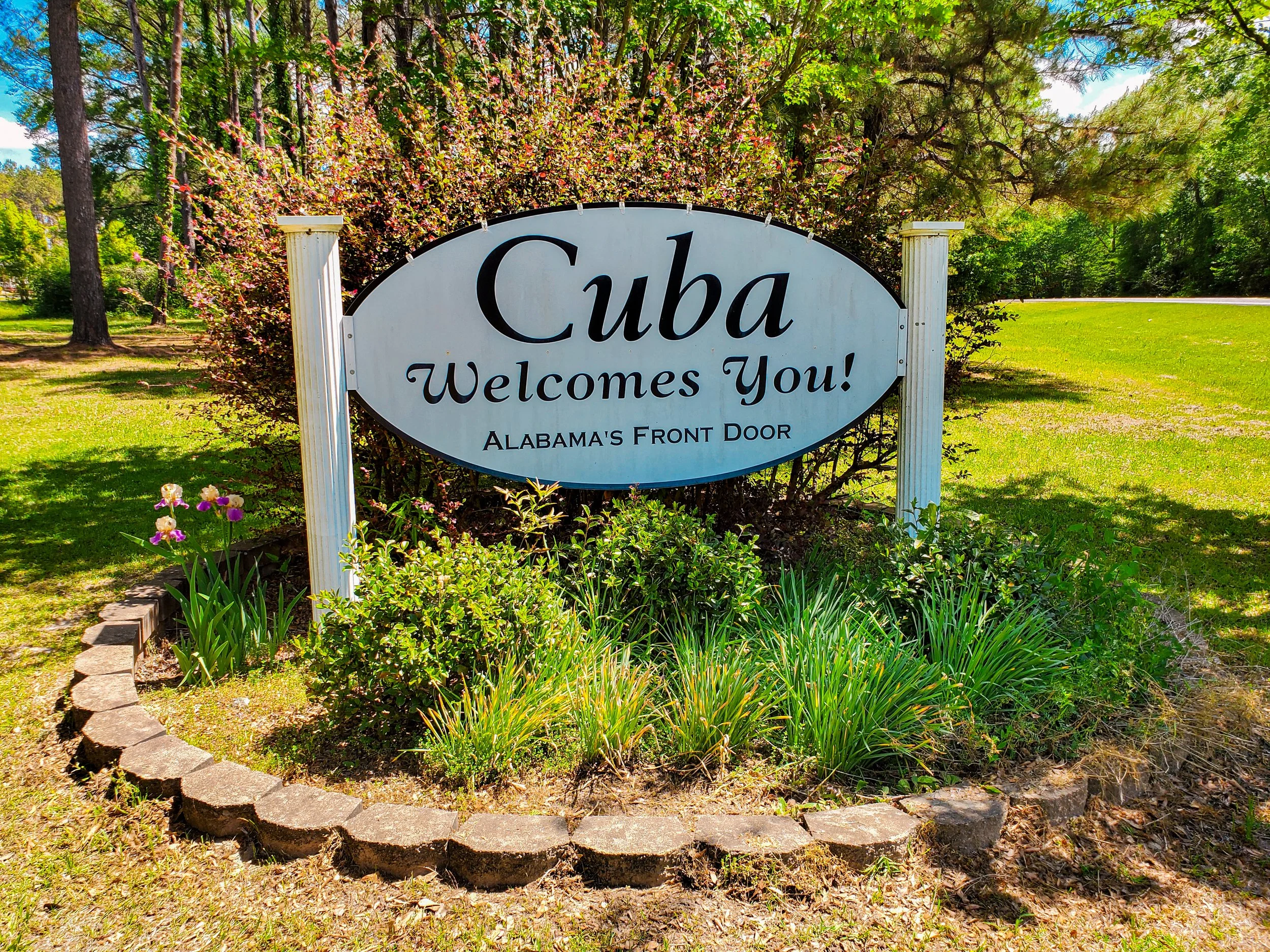 Cuba Welcome Sign