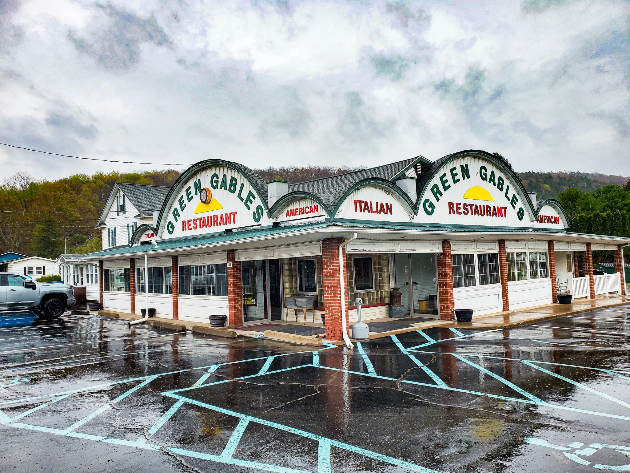 Green Gables Restaurant front view near New Milford Township PA.jpg