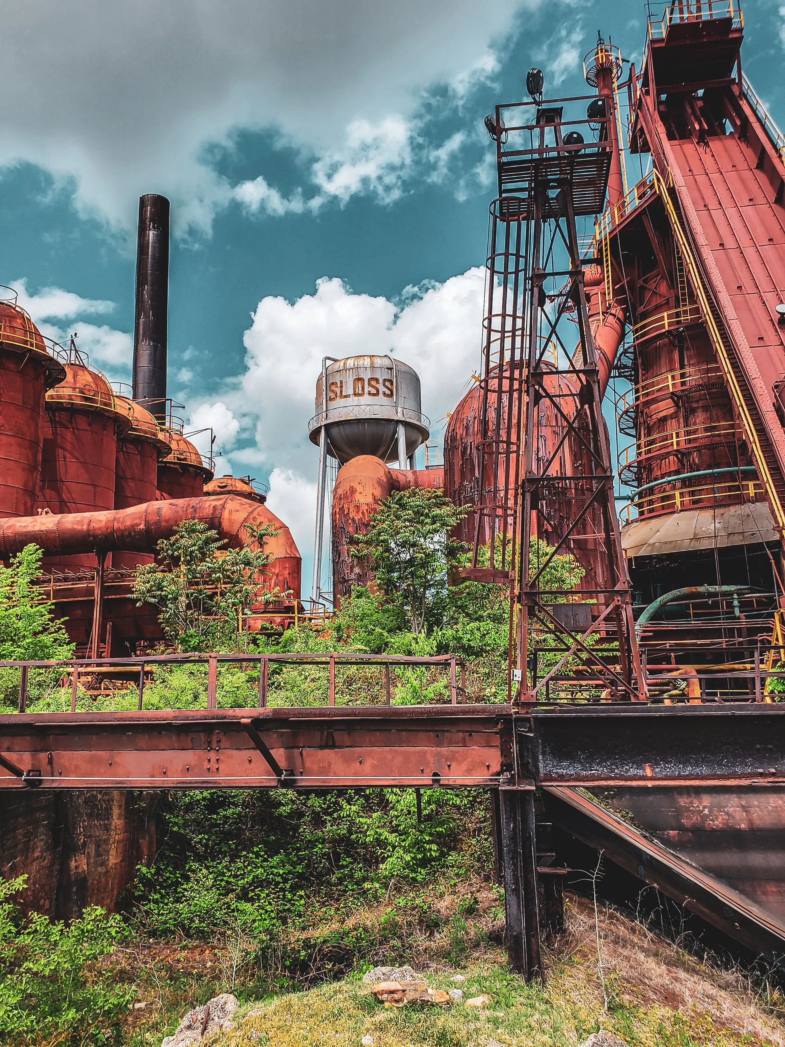 Birmingham Sloss furnace big equipment.jpg