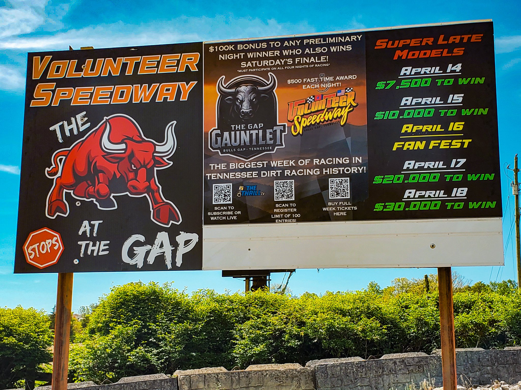 Volunteer Speedway Sign