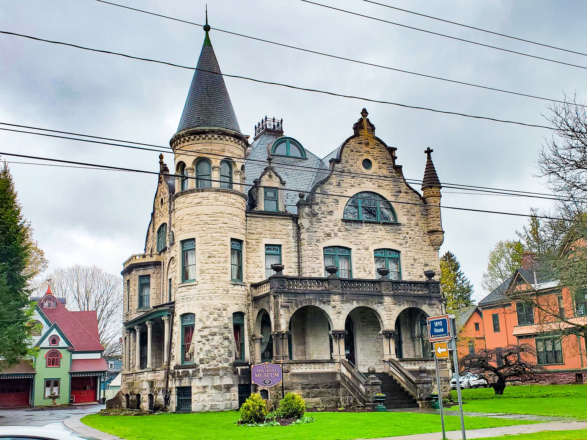 1890 House at Cortland NY.jpg
