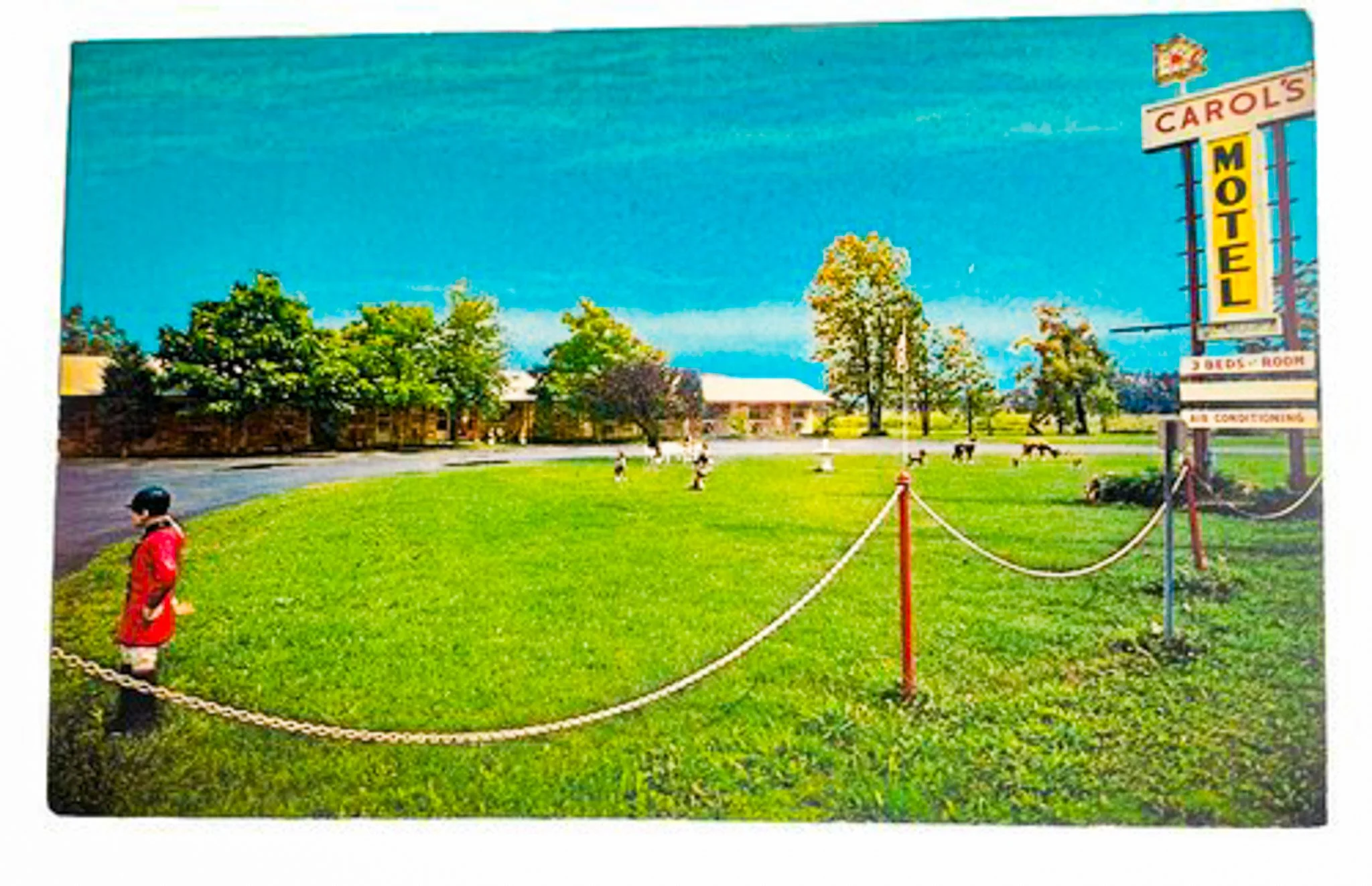 Carols Motel postcard Brewerton NY.jpg