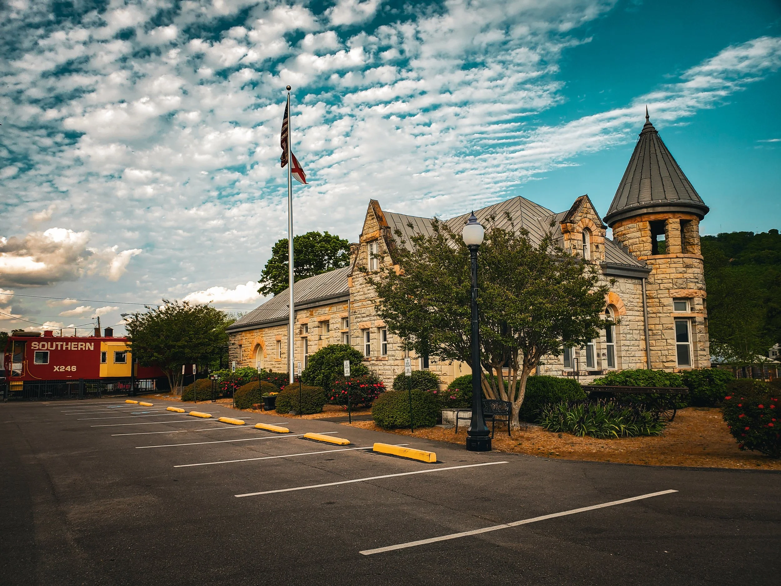 Fort Payne depot building.jpg