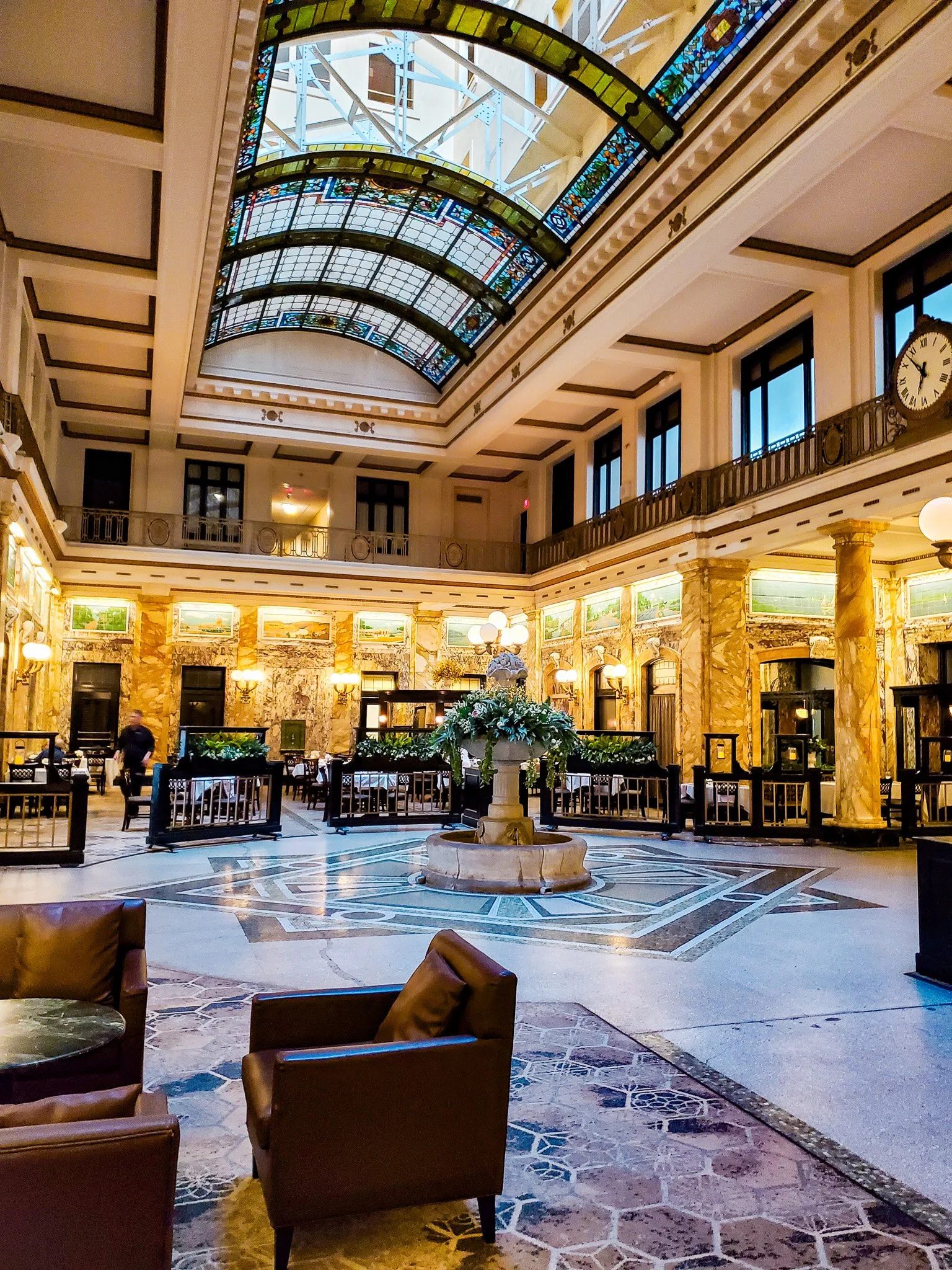 Lackawanna RR terminal inside Scranton PA.jpg