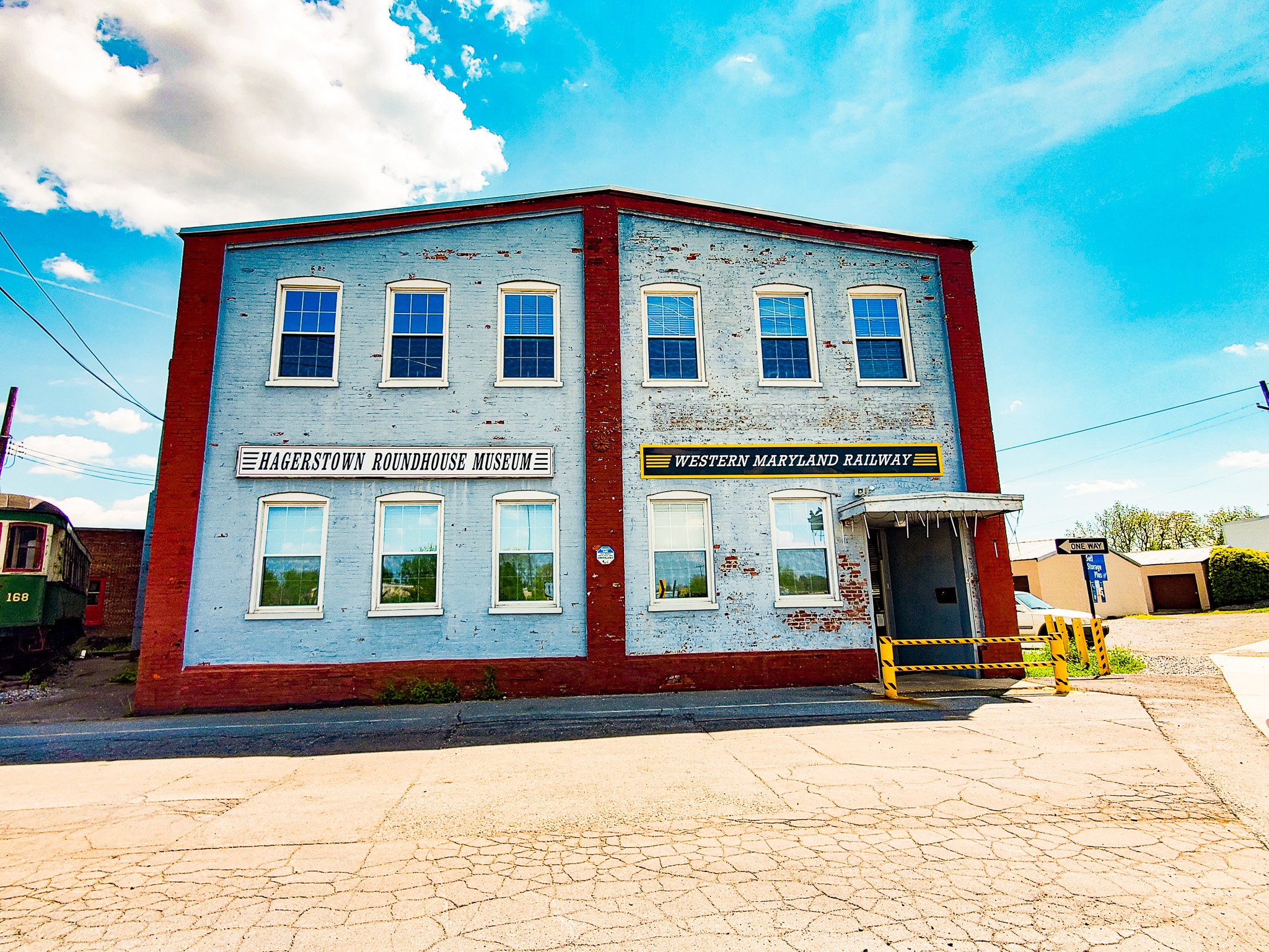 Roundhouse museum building Hagerstown MD.jpg
