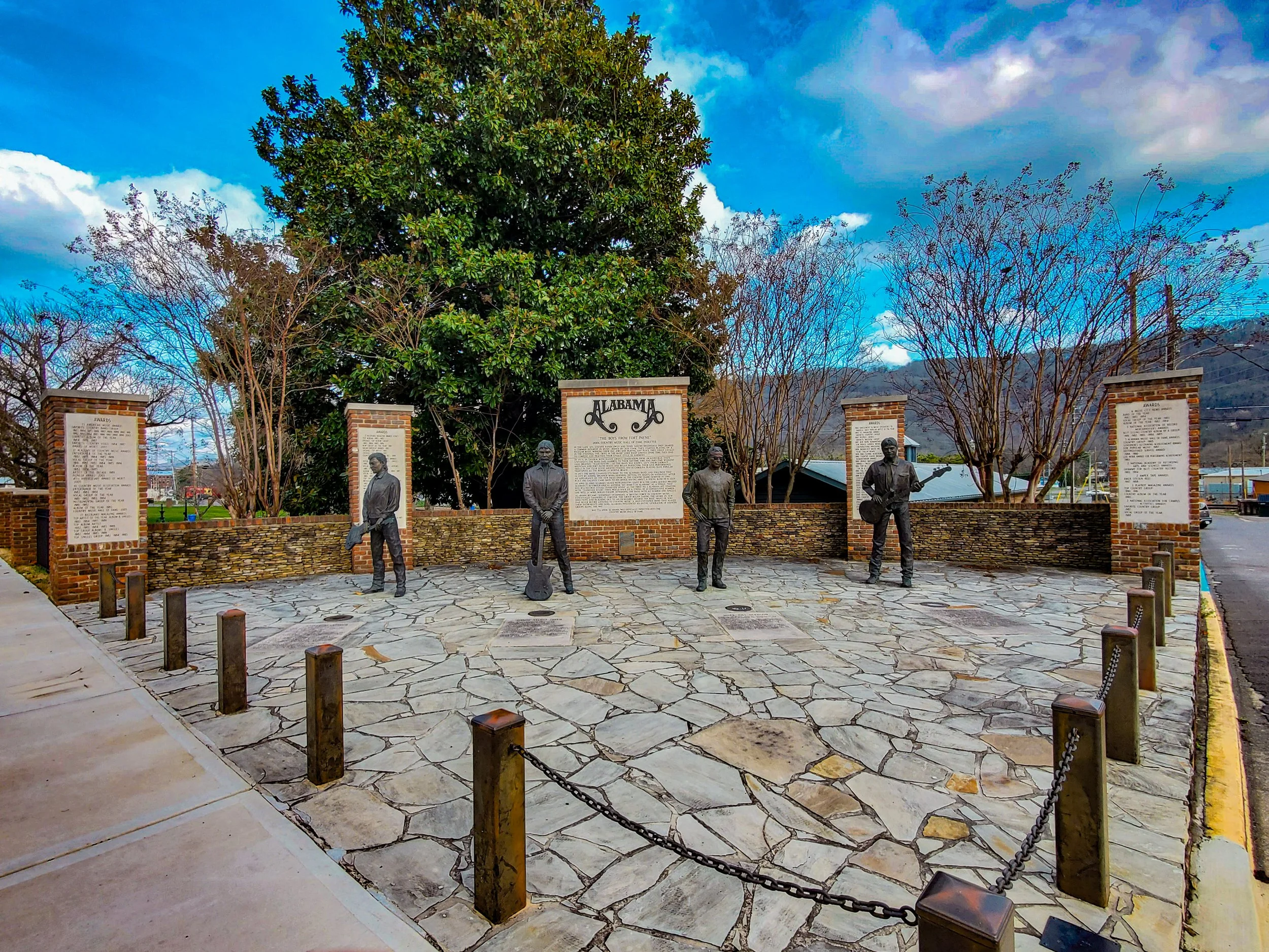 Alabama statues total.jpg