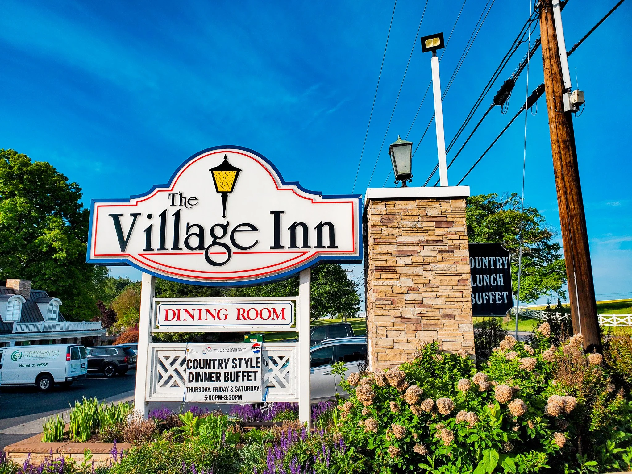 Village Inn sign Harrisonburg VA.jpg